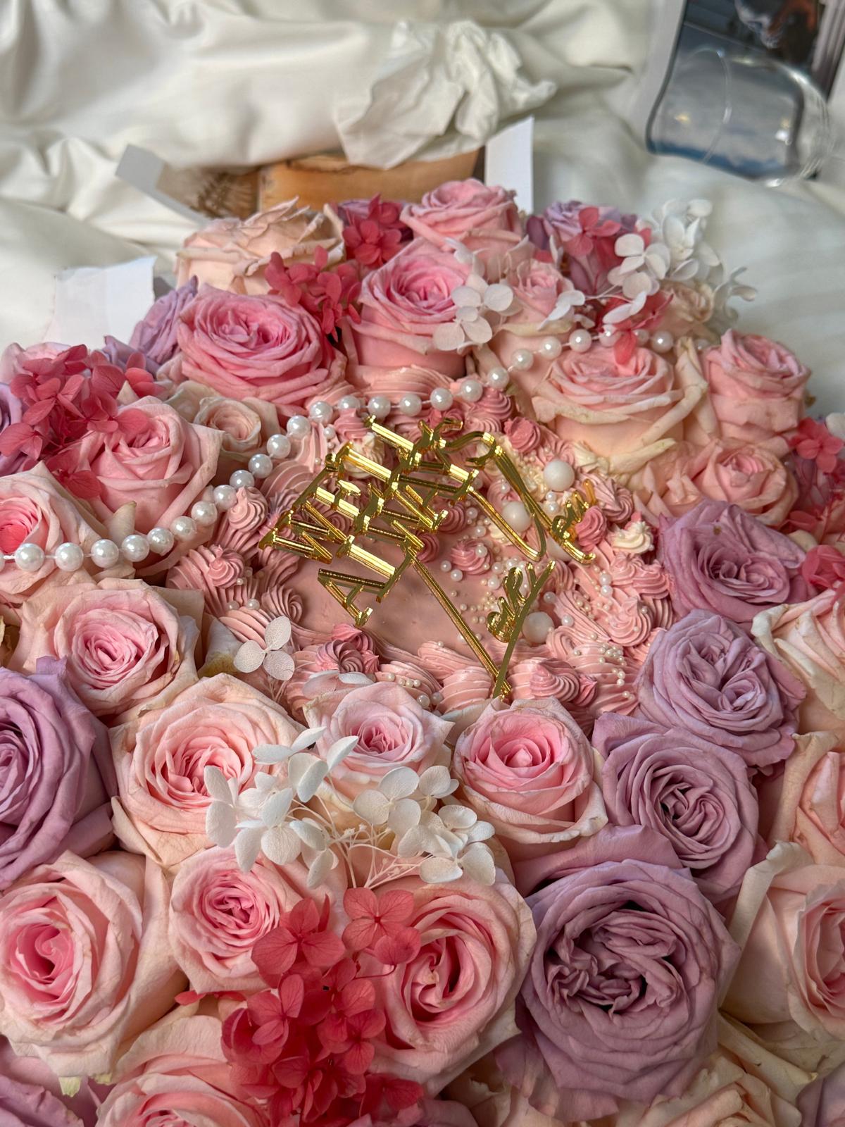 ‘We Love You’ Mini heart bouquet